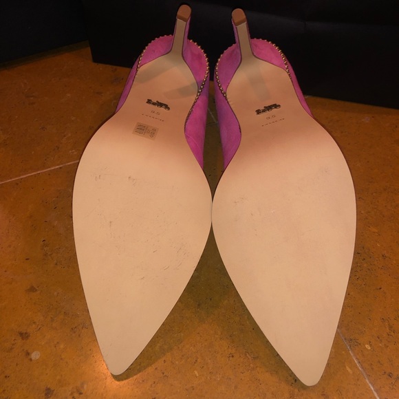 NIB - Coach Waverly Suede Bead Chain Pump - Picture 2 of 6